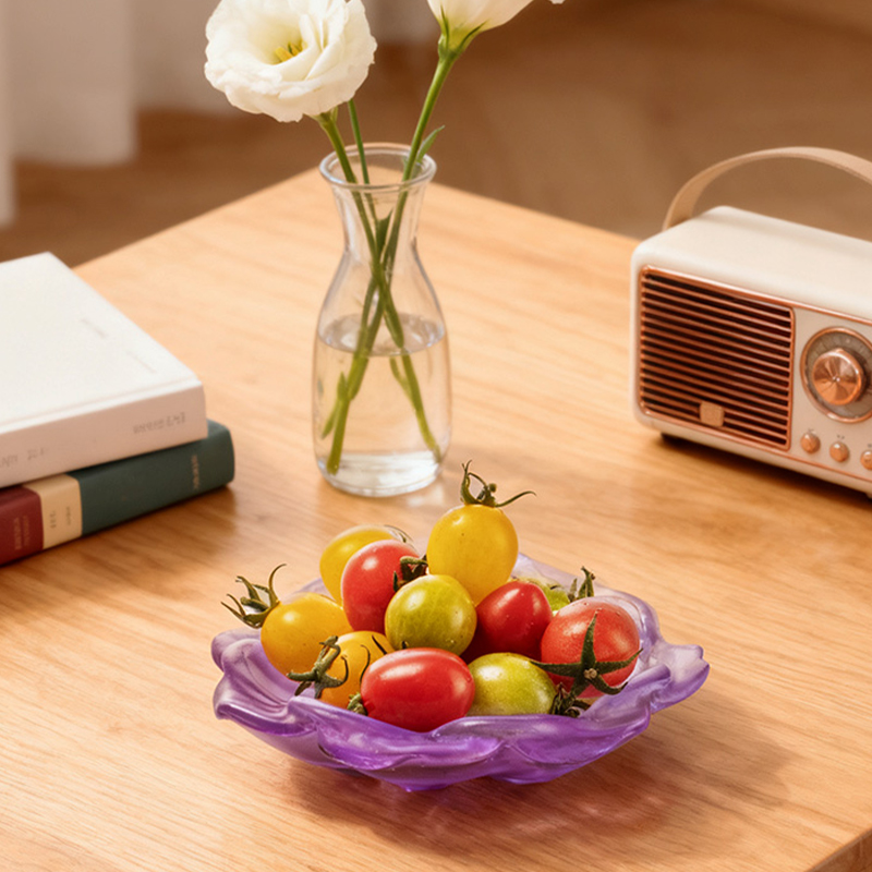 Proces odlewania metodą traconego wosku Szklany wystrój domu Wazon ze szkła kryształowego „Wazon z różami”