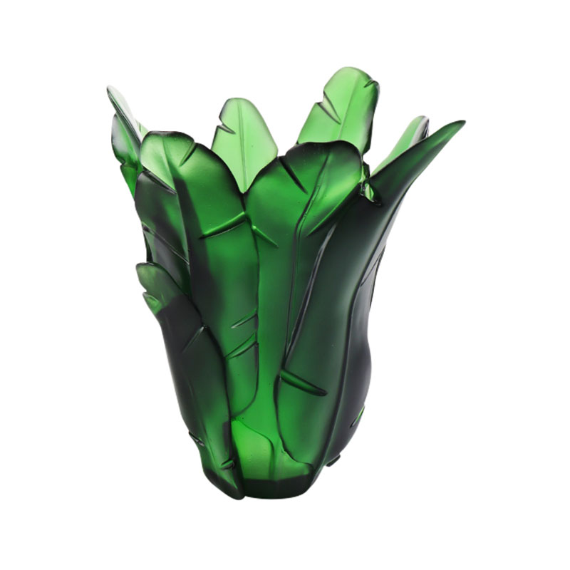 Dekoracja wnętrz Szklany wazon z zielonymi liśćmi bananowca