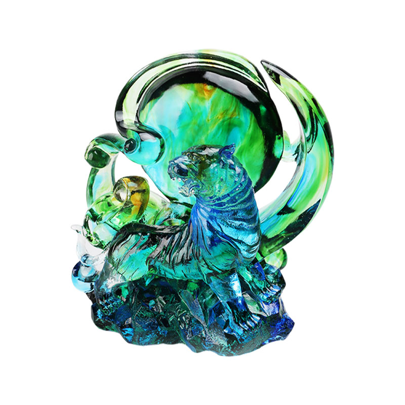 Ozdoby tygrysie z niebiesko-zielonego przezroczystego szkła kryształowego