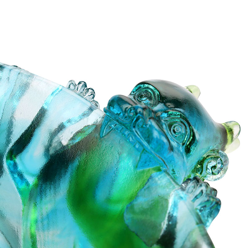 Przezroczysty talerz na owoce z zielonego szkła