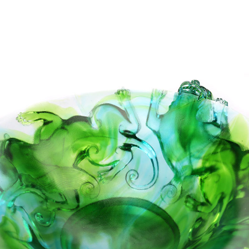 Przezroczysty talerz na owoce z zielonego szkła