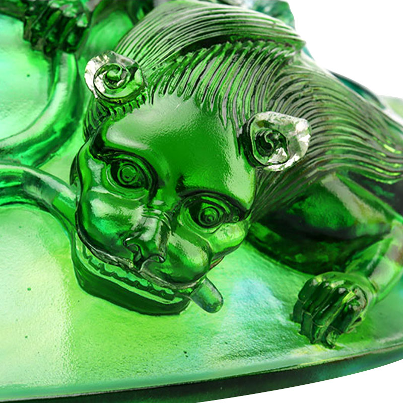 Przezroczysty talerz na owoce z zielonego szkła