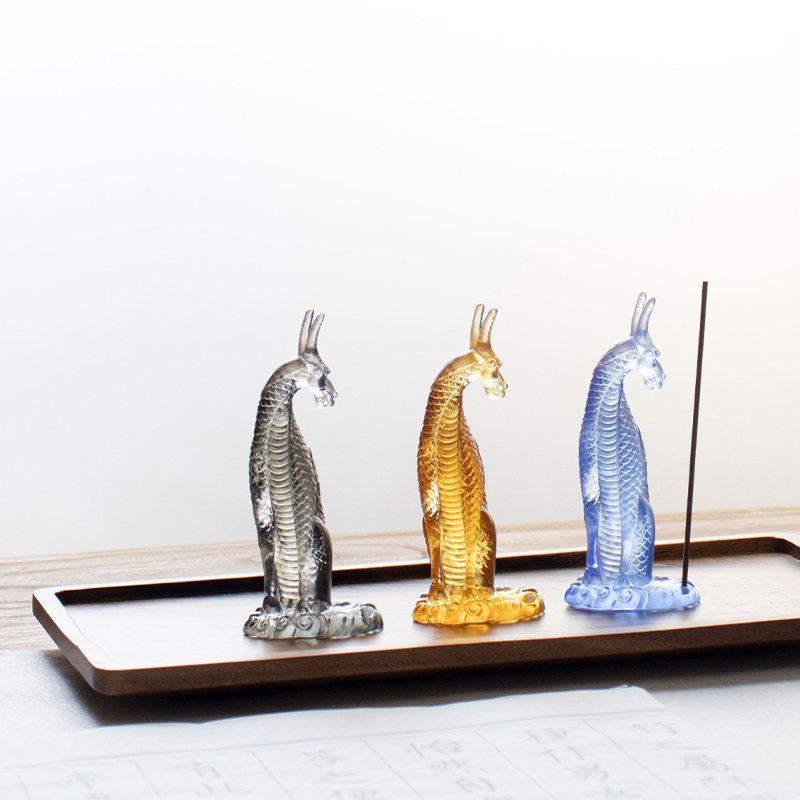 Szklany uchwyt na kadzidełko Kirin