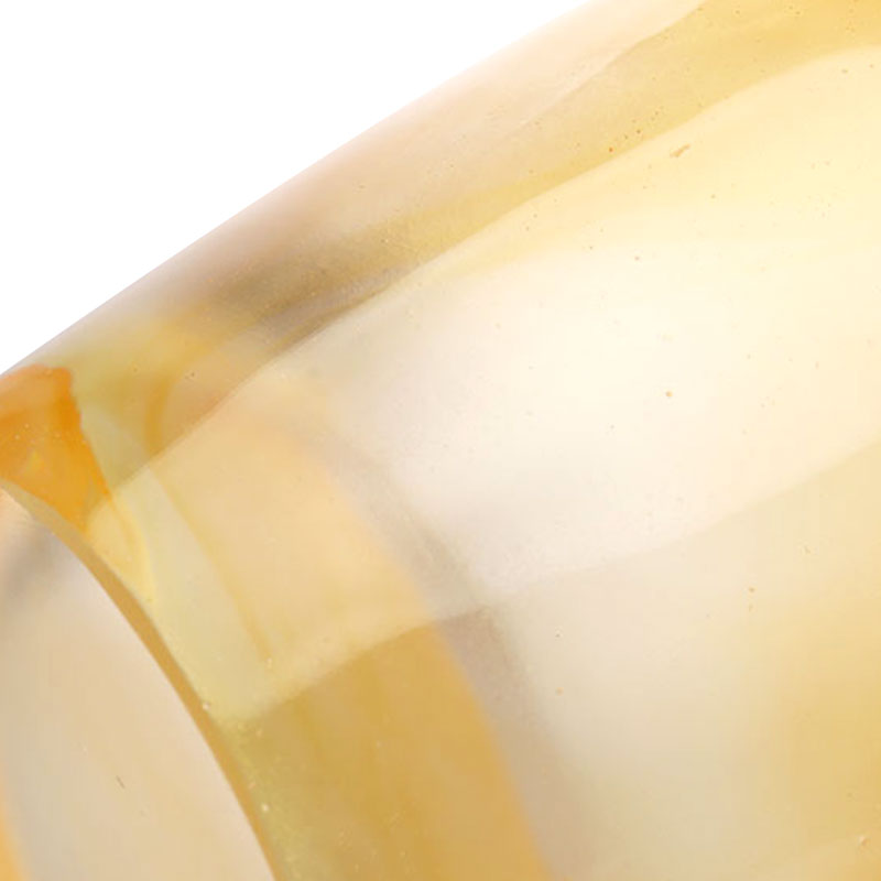 Wazon ze szkła bursztynowego z wytłoczonymi kłosami pszenicy