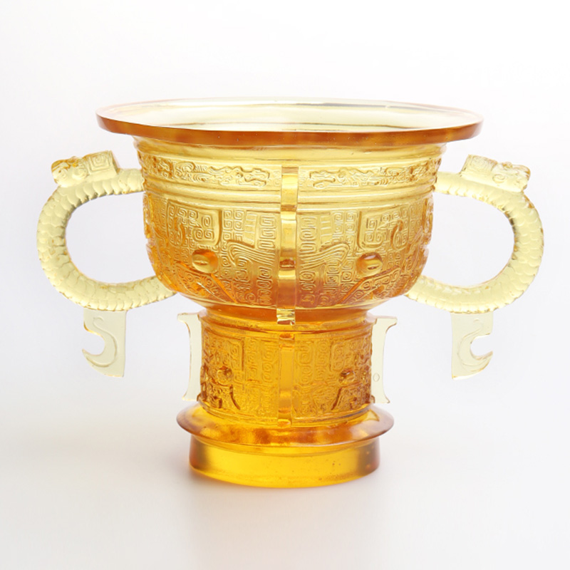 Chiński statyw z rączką ze smoczych uszu i wzorem w ciernie