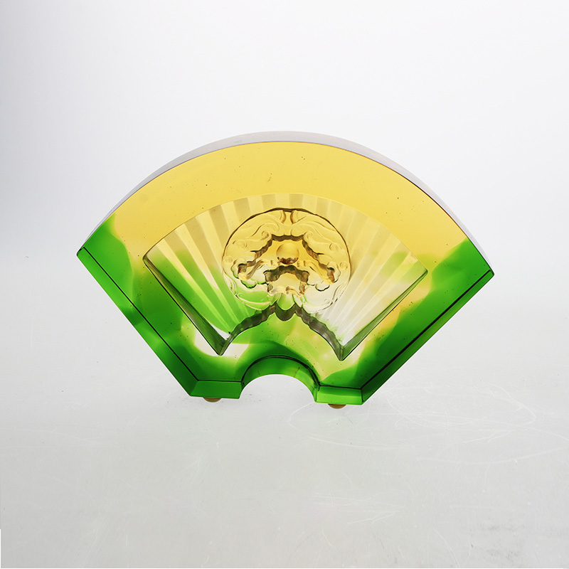 Chińskie ozdoby ze szkła przeszklonego w kształcie wachlarza